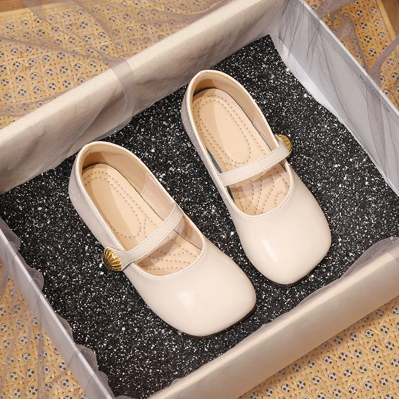 Girl Princess Shoes Spring Fashion Mary Jane Dress Dance Baby Sandals Ballet Soft Bottom Red Apartment Girls Shoes rens Shoes 241023
