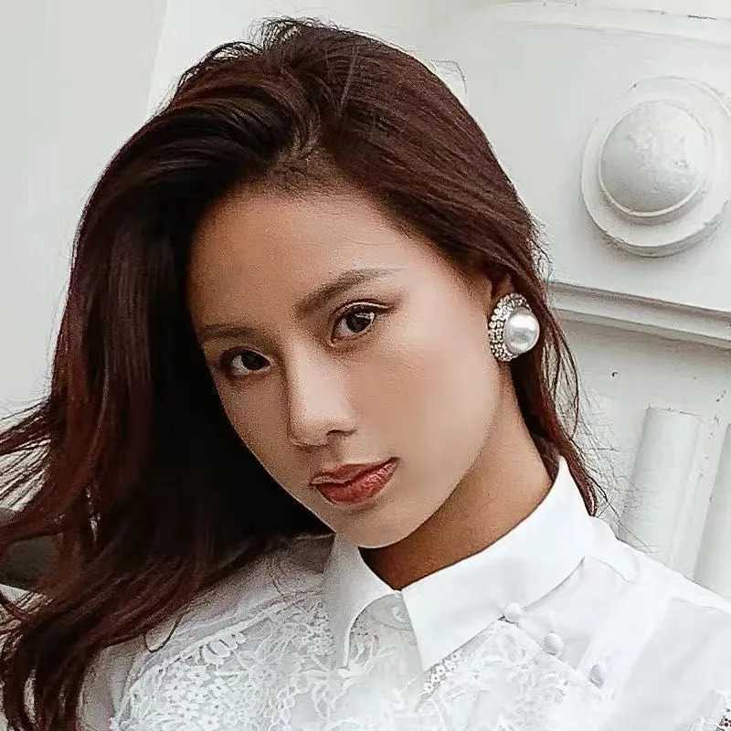 Big Crystal Pearl Stud Earring for Women Luxury Shiny Round Earring Fashion Jewelry Luxury Accessories Bridesmaid GiftX241023