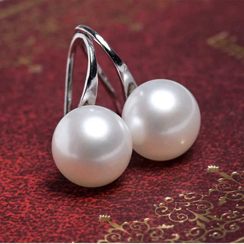 New fashion simulation pearl earrings suitable for female wedding girls jewelry sweet crystals Brincos Bijoux Pendientes W241023