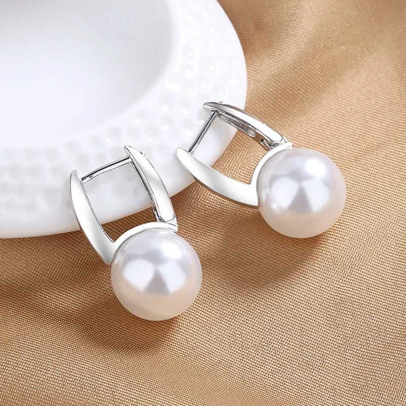 New Cute Pearl Stud Ring Earrings Womens Silver Earrings Mini Hug Rings Wedding Fashion Jewelry W241023