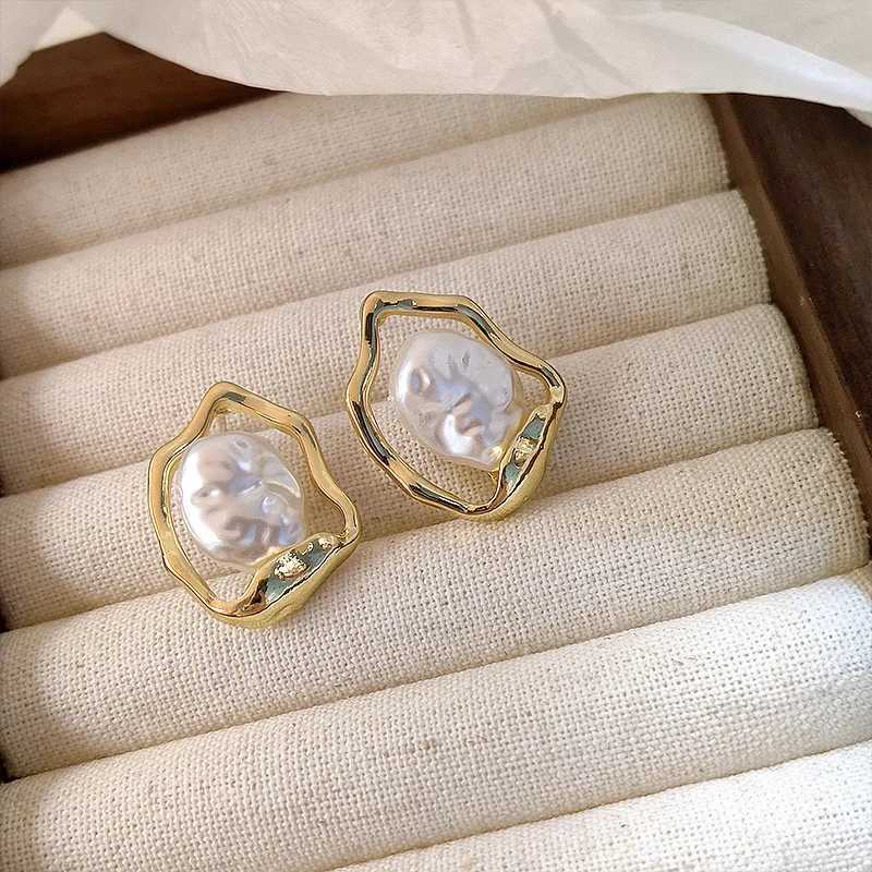 Korean irregular simulated pearl earrings for womens Etren new classic elegant fashion jewelry wholesale W241023
