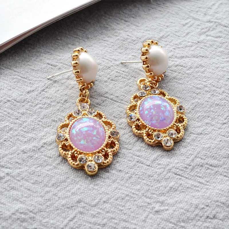 Vintage Palace Gold Pearl Pendant Earrings Womens Wedding Baroque Style Bohemian Exquisite Pendant Earrings Womens Elegant Jewelry Gifts W241023