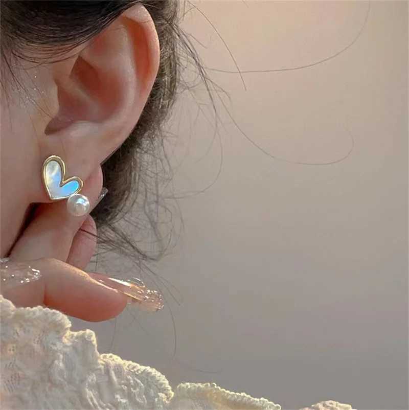 Elegant Pearl Shell Love Heart Stud Earrings For Women Vintage Sweet Gold Color Line Young Girls Party Jewelry Gifts WholesaleX241023