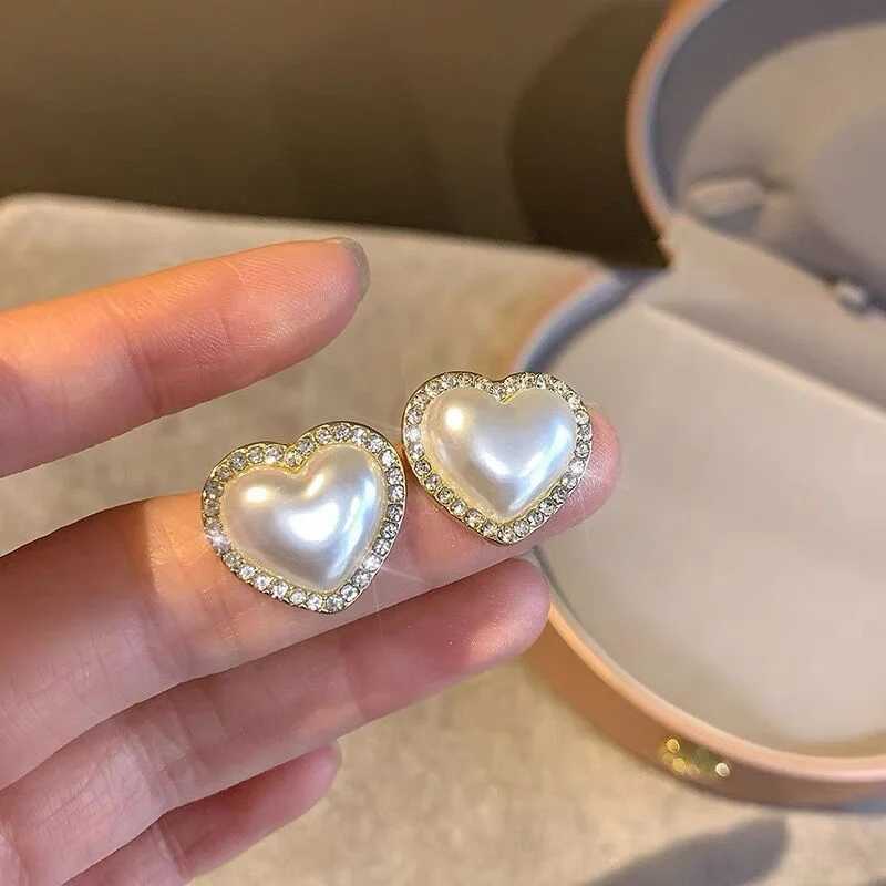 Gold Plated Pearl Heart Stud Earrings Shiny Rhinestone Earring Metal Elegant Fashion Romantic Female Couple Jewelry Wedding GiftX241023