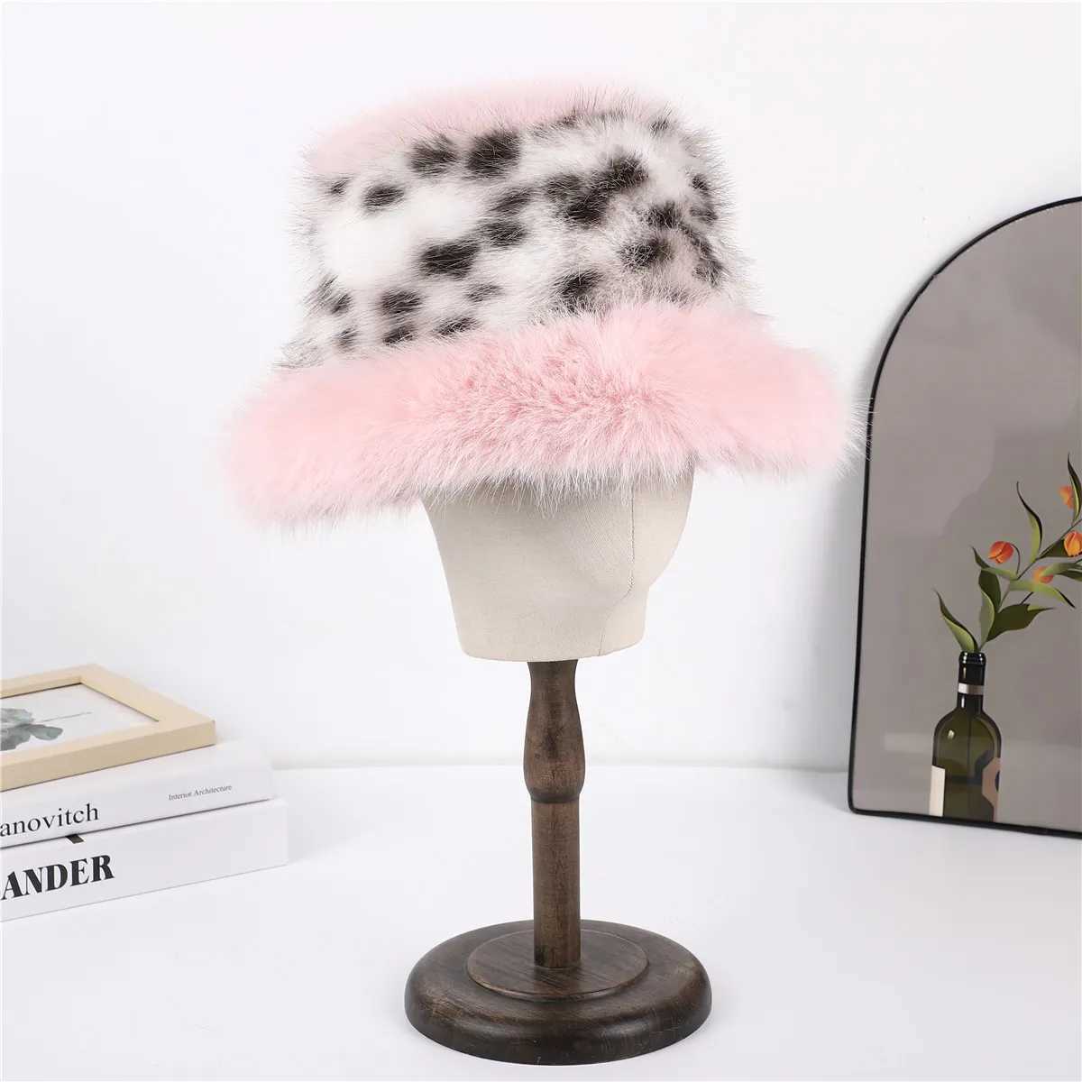 Wens fur bucket hat winter hat plush ear protection hat windproof and warm equipment fashionable Fem Panama hat X241023
