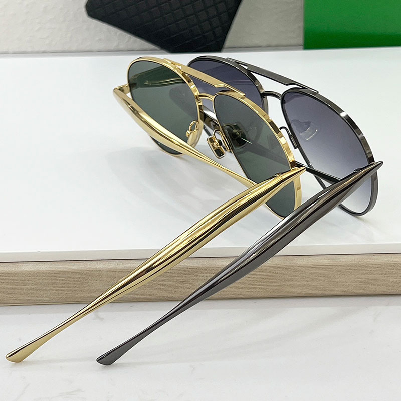 Sunglasses for women Quality Metal Frame Men Fashion New style Oversized glasses 1305 chunky sardine mirror legs Outdoor protection designer sunglasse
