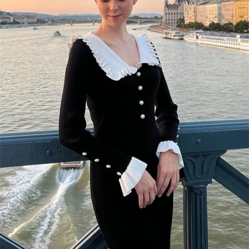 TARUXY High Waist Ruffled Maxi Dresses For Women Autumn Winter Knitted Slim Long Dress Vintage Woman Retro Elegant 241007