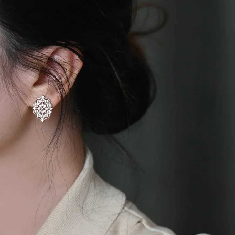 TKJ 925 Silver Needle Pearl Earrings for Women Retro Diamond Design Popular AccessoriesX241023