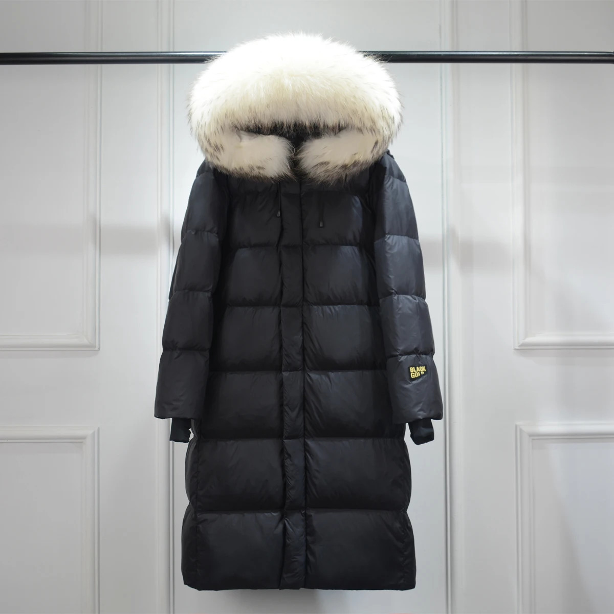 Lagabogy Winter Womens Long Inflatable Jacket Raccoon Fur Collar Thick Hooded Parka Womens Black Waterproof Down Jacket 241023