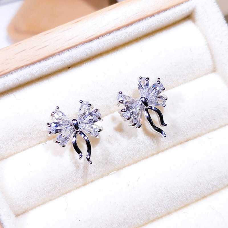 925 Sterling Silver Bow Diamond Stud Earrings Women Heart-Shaped Zircon Gold Stud Designer Hollow 18K Gold Princess Earrings Luxury Jewelry