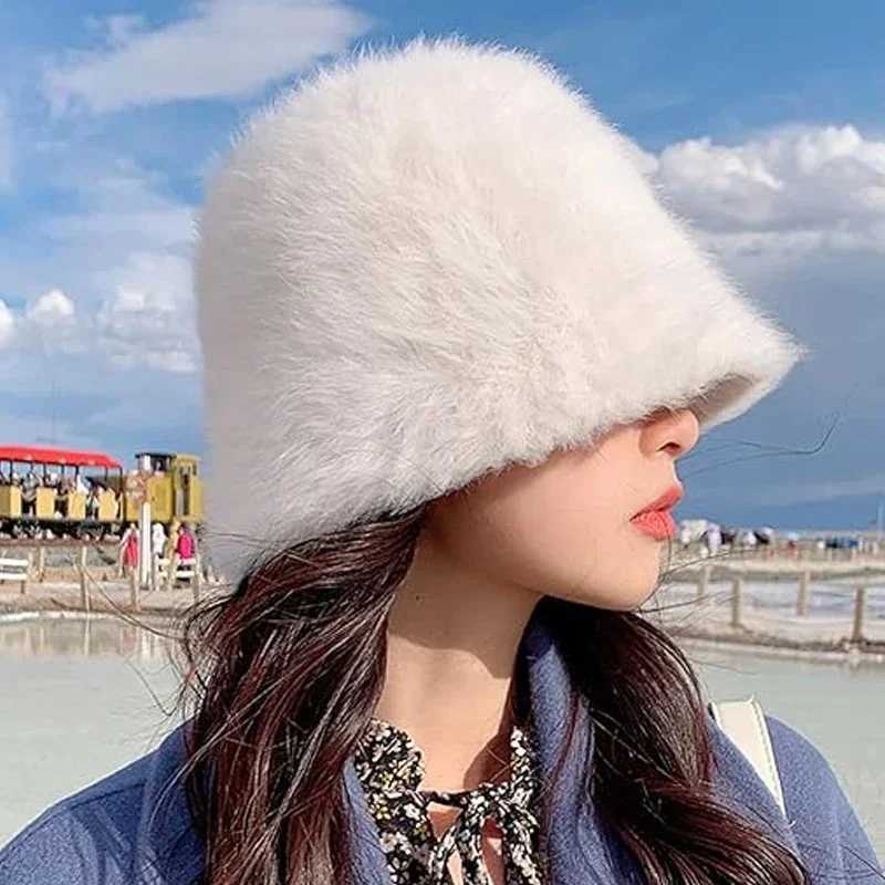 Winter rabbit plush fisherman hat solid color girls fashion bucket hat warm windproof wide Brim ladies Wen Artist hat X241023