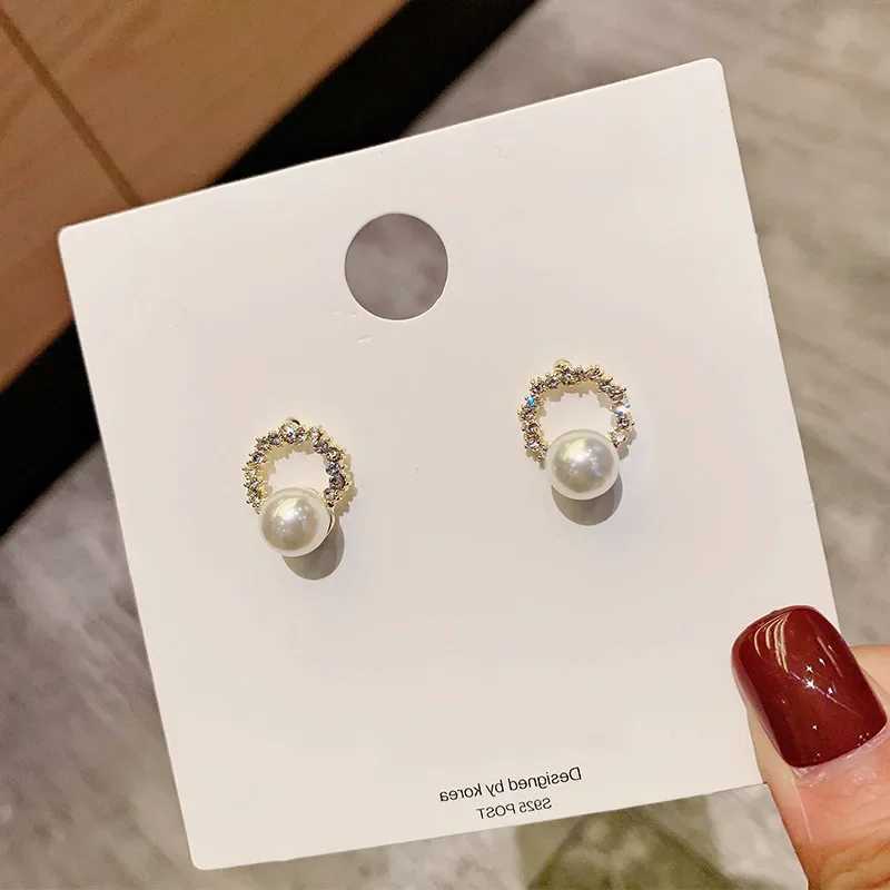 Round Crystal Imitation Pearl Stud Earring for Women Sweet Temperament Ear Jewelry Accessories Wholesale Christmas Day GiftX241023