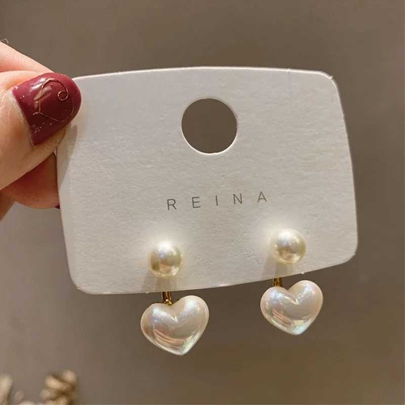 New fashion heart-shaped pearl earrings suitable for women sweet and elegant drip earrings trendy jewelry accessories W241023