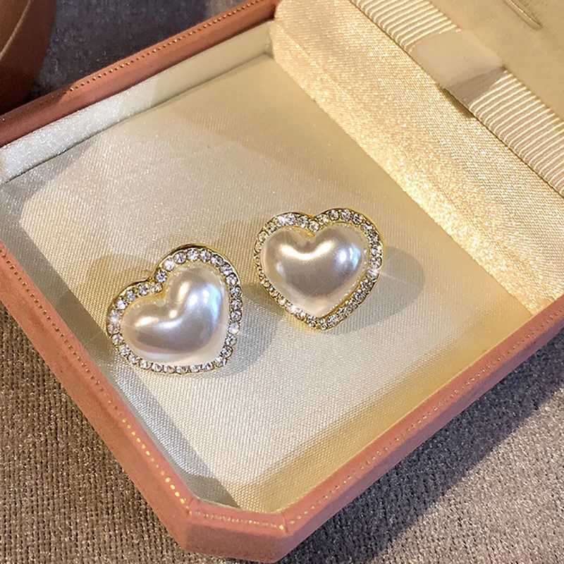 Gold Plated Pearl Heart Stud Earrings Shiny Rhinestone Earring Metal Elegant Fashion Romantic Female Couple Jewelry Wedding GiftX241023