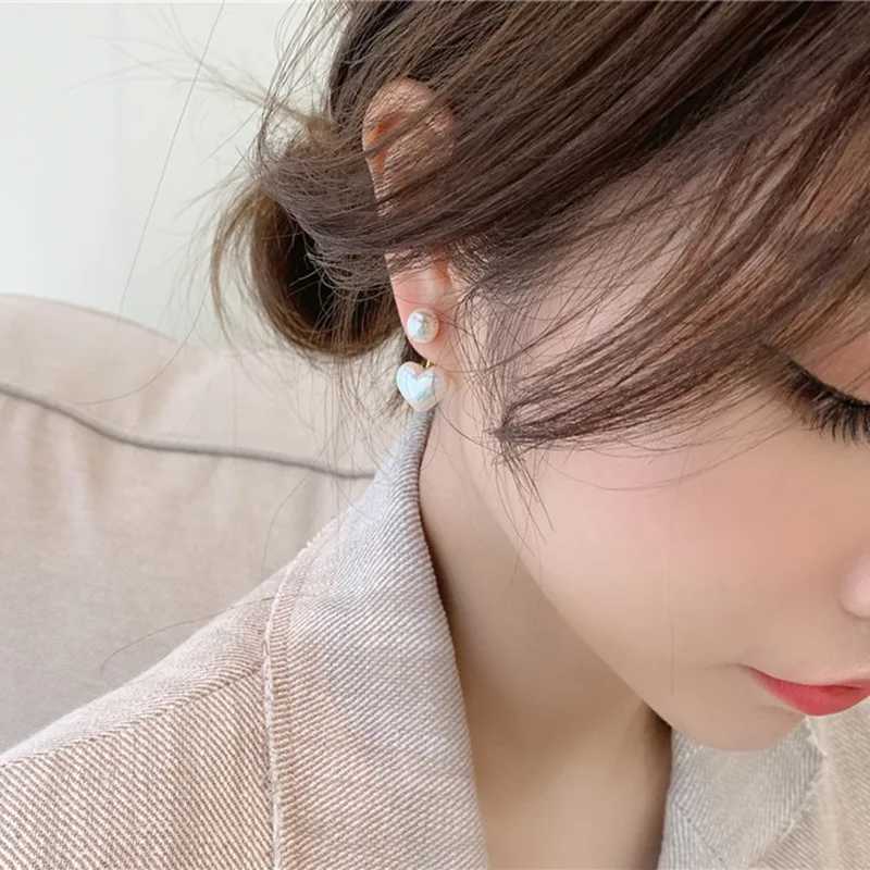 2022 New Womens Heart Shaped Pearl Earrings Sweet Zircon Geometric Stud Earrings Party Jewelry W241023