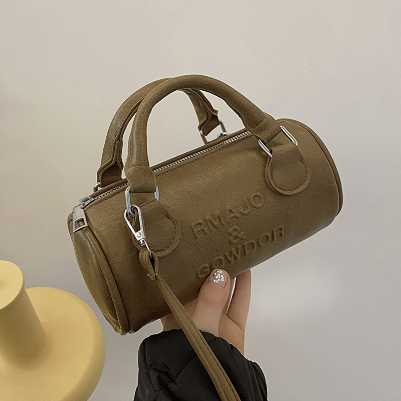 2025 Designer 2024 3 Niche Design New Winter Fashion Handbag Crossbody Simple Shoulder Bag free shipping