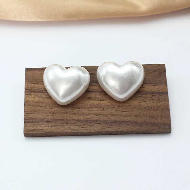 20*17mm Big Heart Imitation Shell Stud Earring for Women Simple High Quality Jewelry Wedding Christmas Day Girl Gift BrincosX241023