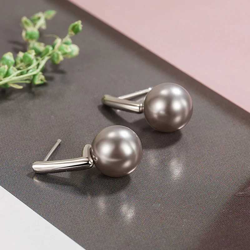 Gray Pearl Earrings for Women Unique Temperament 925 Sterling Silver Ear Stud Light Luxury High-end Earring Popular JewelryX241023