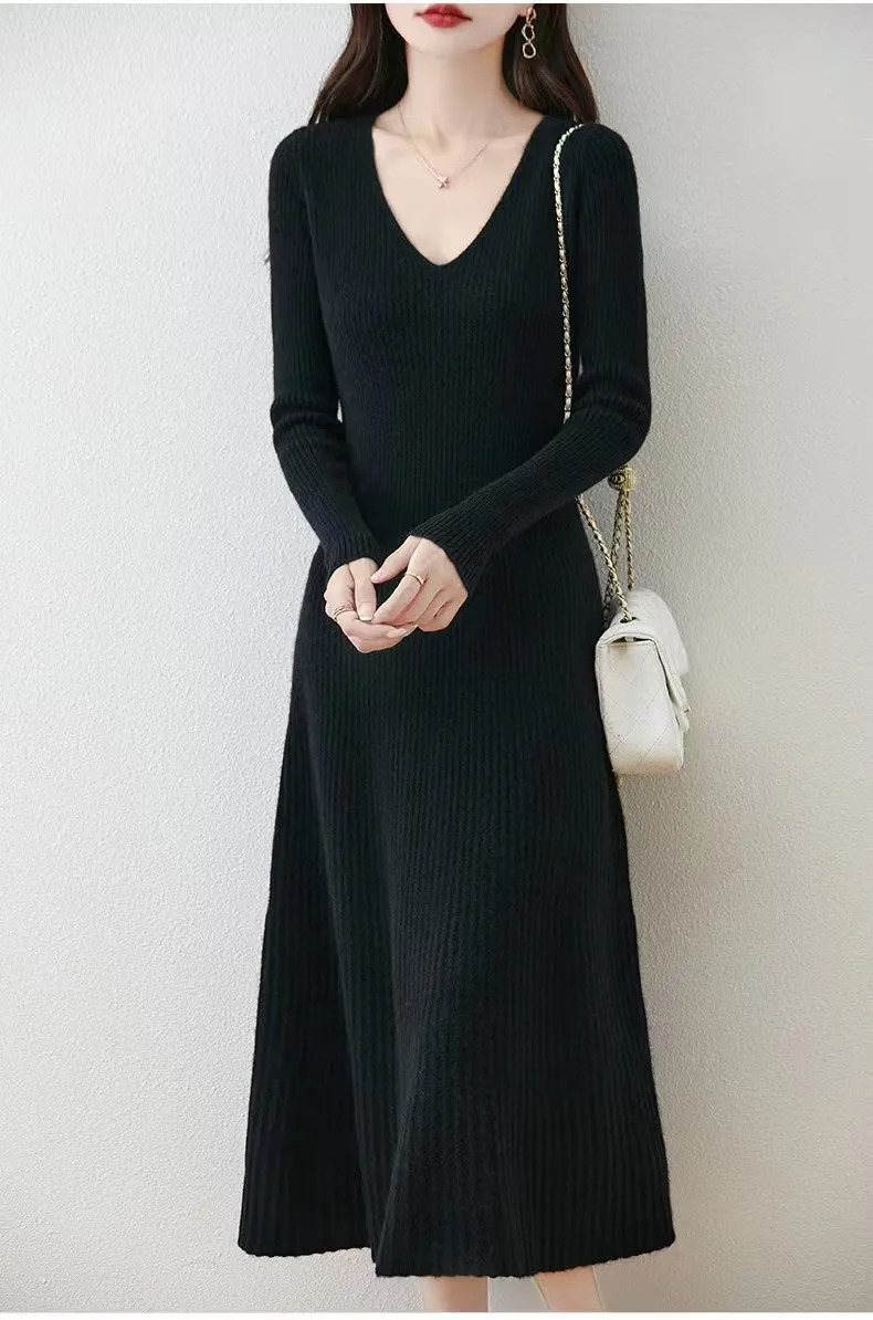 Warm V-neck pure wool knitted dress tight fitting in autumn and winter suitable for hip hugging skirt long cashmere sweater bottom skirt 241024