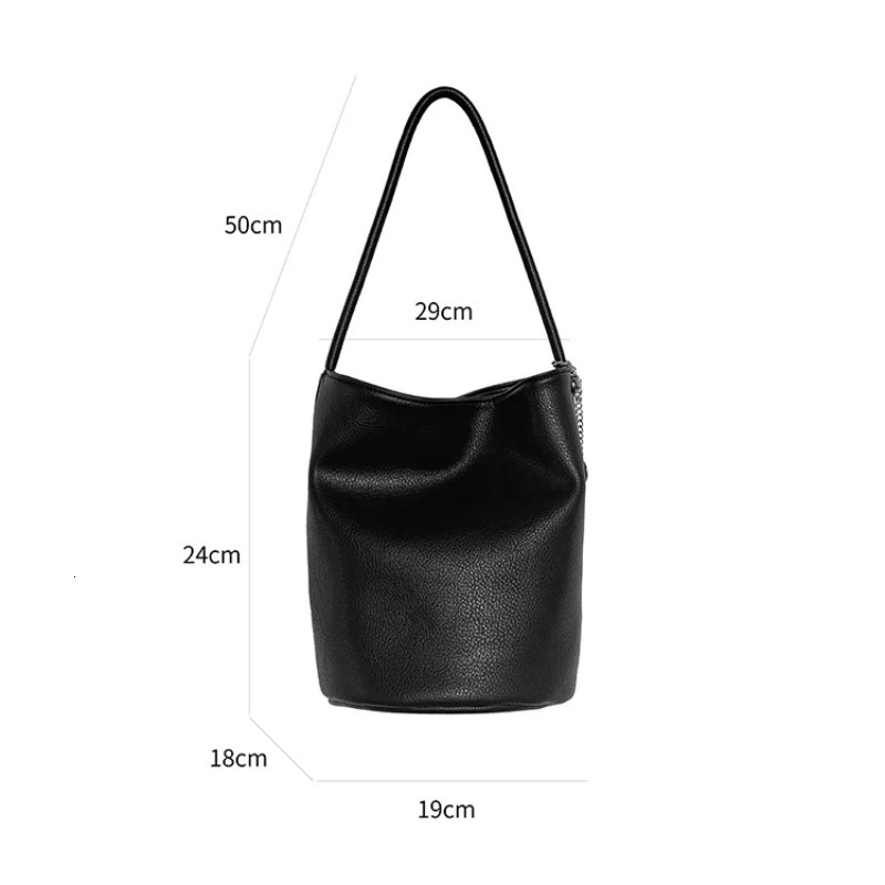 Soft Leather Shoulder Bucket Bag Summer Womens Versatile Commuting Large Capacity Cylinder y Underarm 241021