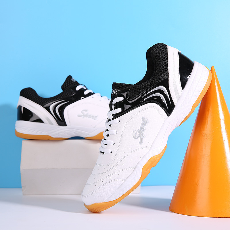Badminton men, large size breathable and non slip volleyball, table tennis, professional training sports shoes for women