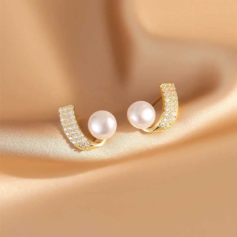 Vintage Sparkling Crystal Pearl Womens Earrings Gold Hand Twisted Korean Fashion Jewelry 2023 Tron Cubic Zirconia Earrings W241023