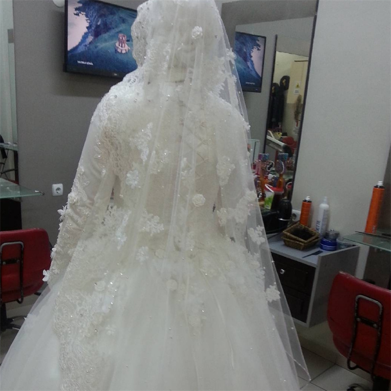 Luxury Muslim Wedding Dresses With Florals Elegant A Line Church Plus Size Bridal Gowns Appliques Lace Long Sleeve Country Bride Dress Islamic Arabic 