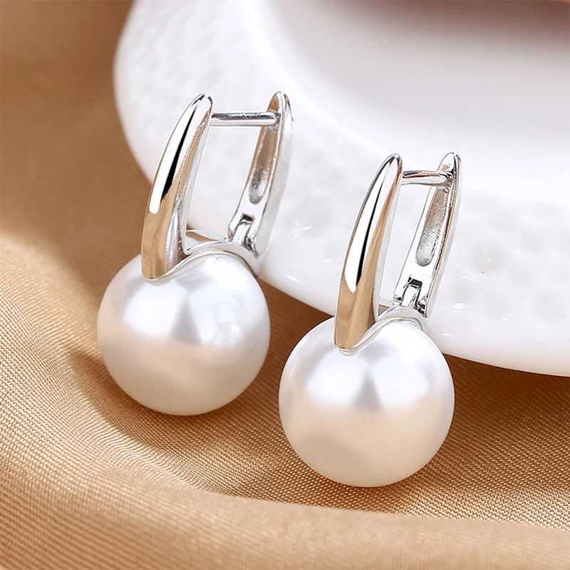 New Cute Pearl Stud Ring Earrings Womens Silver Earrings Mini Hug Rings Wedding Fashion Jewelry W241023