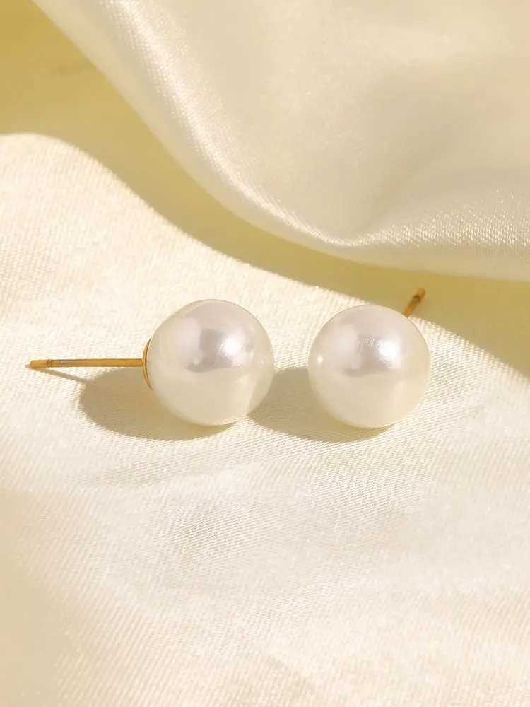Uworld Romantic Stainless Steel Mother of Pearl Round Suki Stud Earrings Cultural Pearl Boucle doreille Women W241023