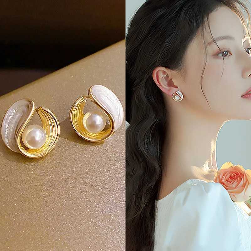 Classic Gold Color Pearl Earrings For Women Korean Zircon Exquisite Fashion Flower Stud Earring Party Christmas Jewelry GiftsX241023