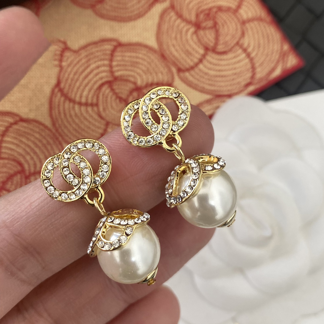 Crystal Letter Designer Ear Stud Earrings High Quality Pearl Real Gold Brass Copper Back Stamp Earring Fashion Womens Elegance Wedding Party Jewelry Accessories