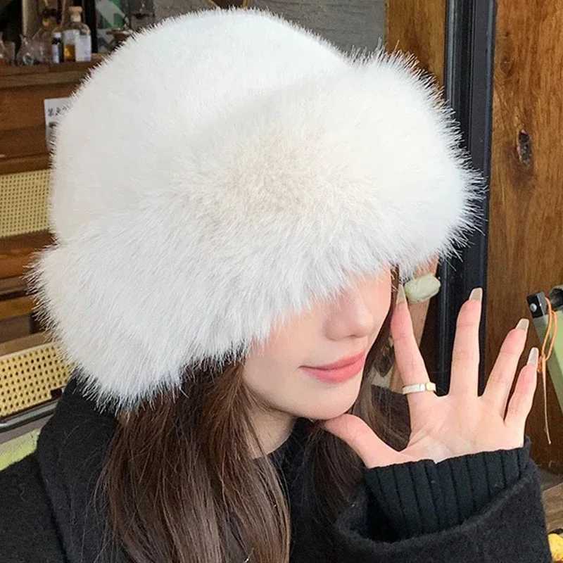 Winter plush fishermans hat used for warm and fluffy fur ear protection windproof and warm equipment fashionable Fem Panama Basin hat X2410234