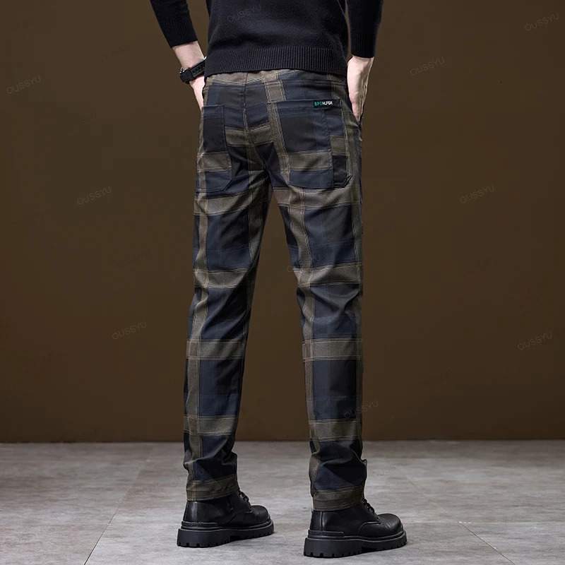 plain weave checkered pattern casual pants for men in autumn and winter with thick business elasticity and slim waist suitable for Korean pocket pants
