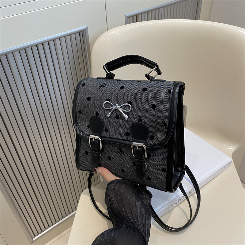 2025 Designer new 3 casual 2024 personalized niche fashion handbag student backpack free shipping