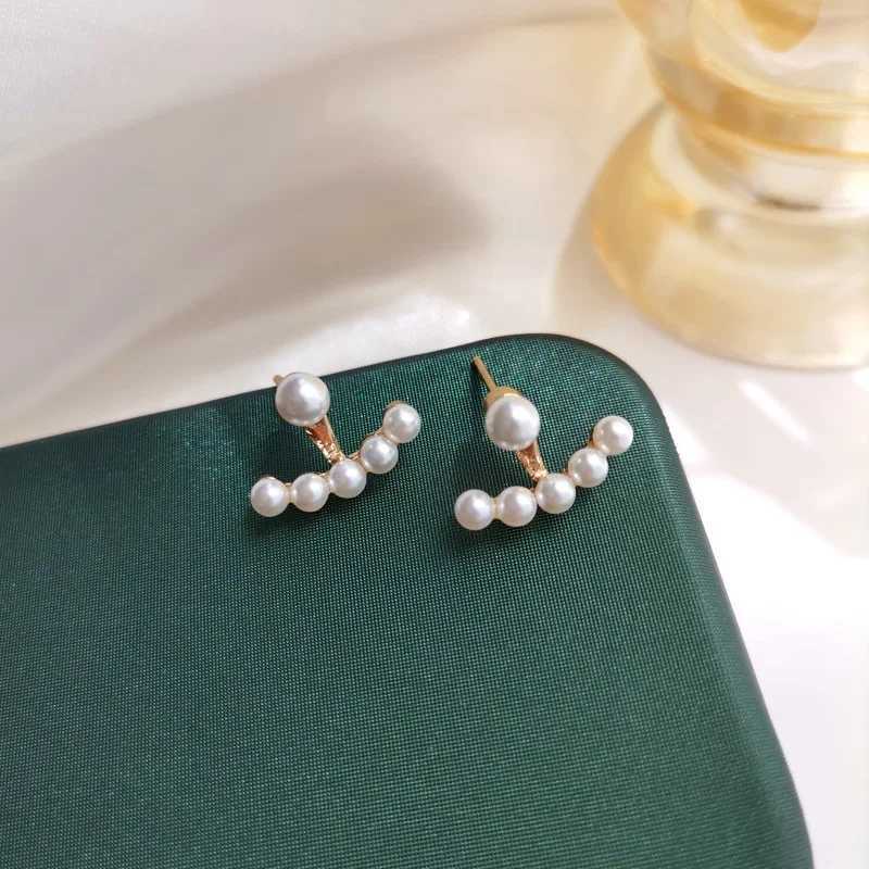 2 In 1 Simulated Pearl Beads Stud Earrings for Women Bow Shaped Gold Color Metal Ear Decoration Korean New Girls Party GiftsX241023