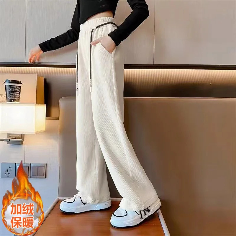 Autumn and Winter Corduroy Trousers Girls Velvet Wide Leg Sports Pants Fashion Loose Casual Pants Childrens Sports Straight Pants 241024