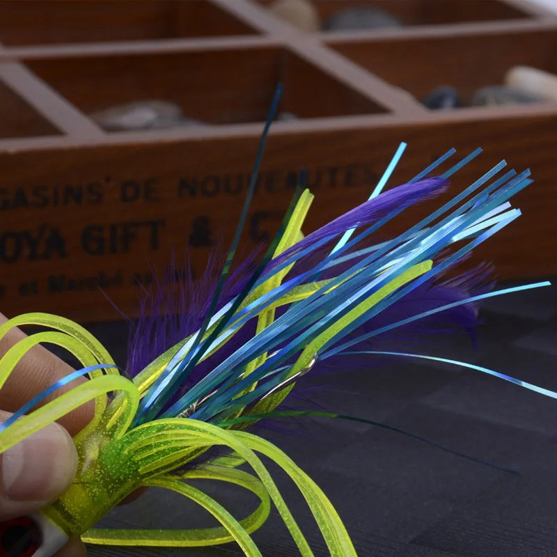 1PC Fishing Bait with Metal Head Line Squid Skirt Feather Lure Tied Up Saltwater Octopus Trolling Accessories 241024