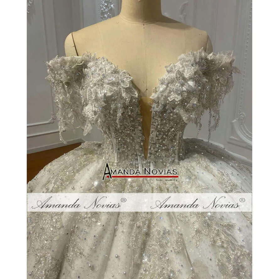 Special Design Off The Shoulder Straps Bridal Dress