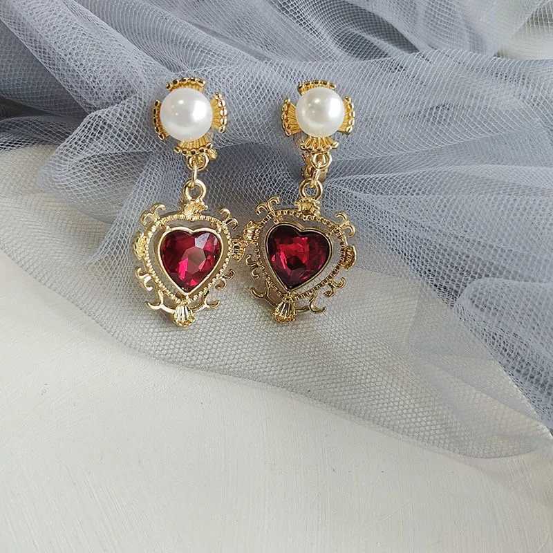 South Korea 2022 Terun Red Crystal Stone Pendant Earrings Simple Retro Gothic Pearl Heart Pendant Earrings New Jewelry W241023