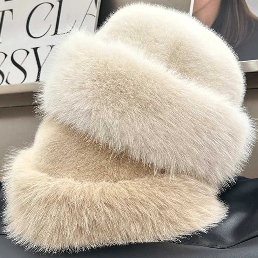 Winter plush fishermans hat used for warm and fluffy fur ear protection windproof and warm equipment fashionable Fem Panama Basin hat X2410234