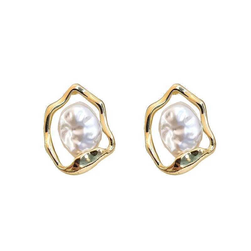 Korean irregular simulated pearl earrings for womens Etren new classic elegant fashion jewelry wholesale W241023