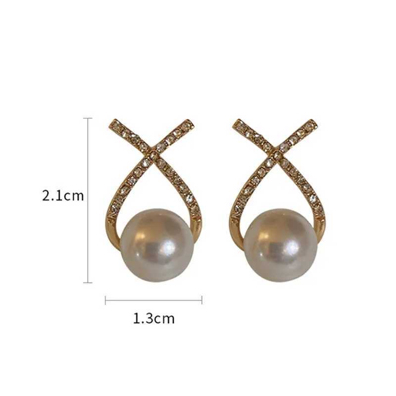 Elegant simulated pearl earrings suitable for women set with rhinestone earrings letter X earrings 2023 Trent party wedding jewelry W241023
