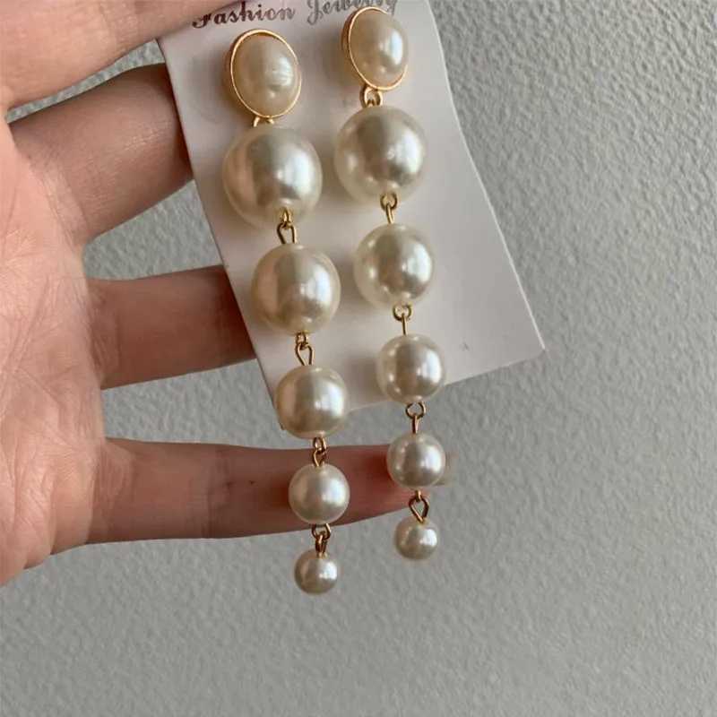 IPARAM Fashion Korean long pearl female drip earrings elegantly crafted large simulated pear earrings wholesale W241023