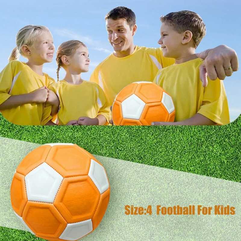ELOS-Curve Football Entertainment No 4 Generation Ball With Inflatab Pump And Carry BagXJ241023