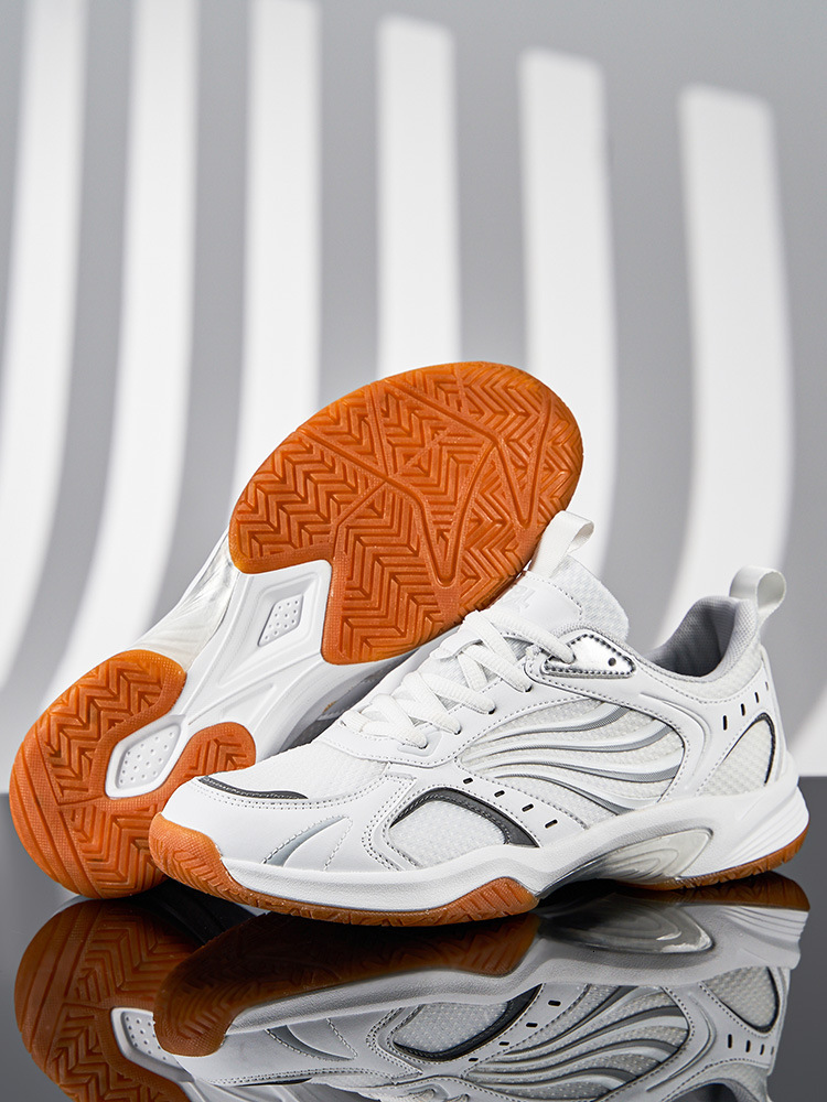 Feather sneakers for couples, lightweight breathable mesh, shock-absorbing and rebound anti slip table shoes, tennis shoes