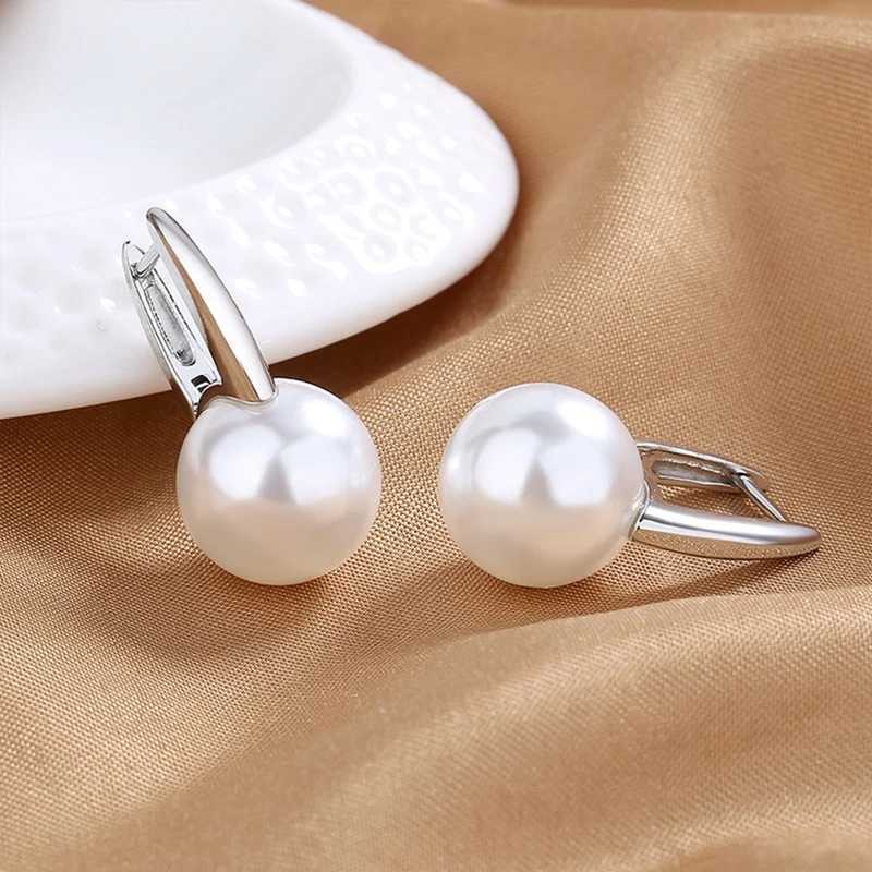 New Cute Pearl Stud Ring Earrings Womens Silver Earrings Mini Hug Rings Wedding Fashion Jewelry W241023