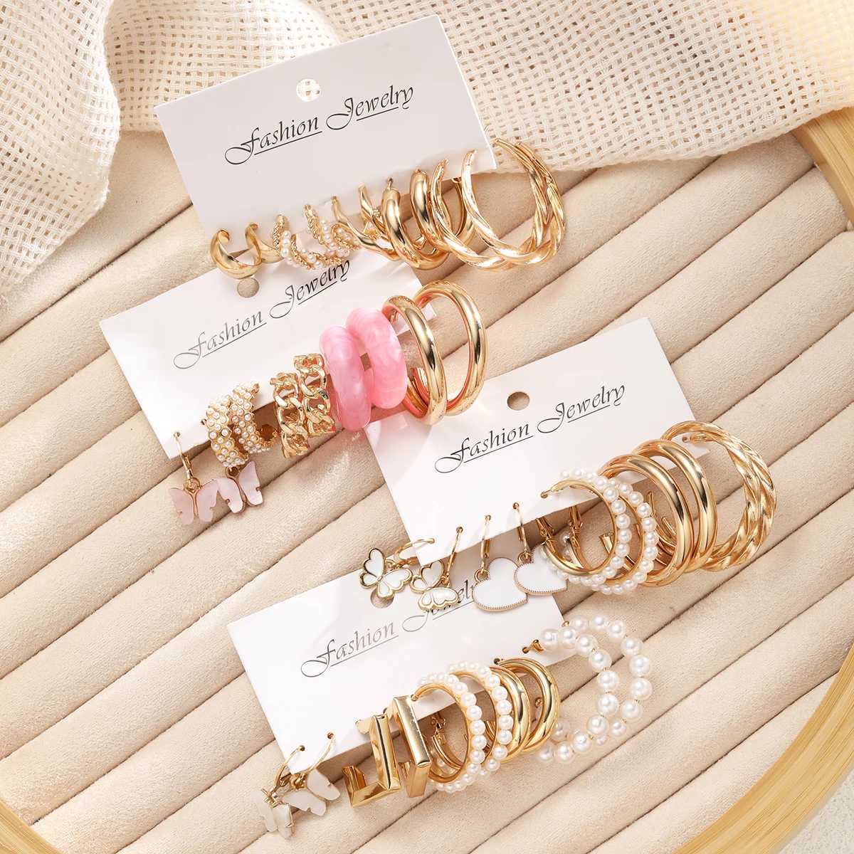 40 piece retro heart-shaped butterfly earring set suitable for women gold pearl round twisted geometric ring earrings Tren jewelry W241023