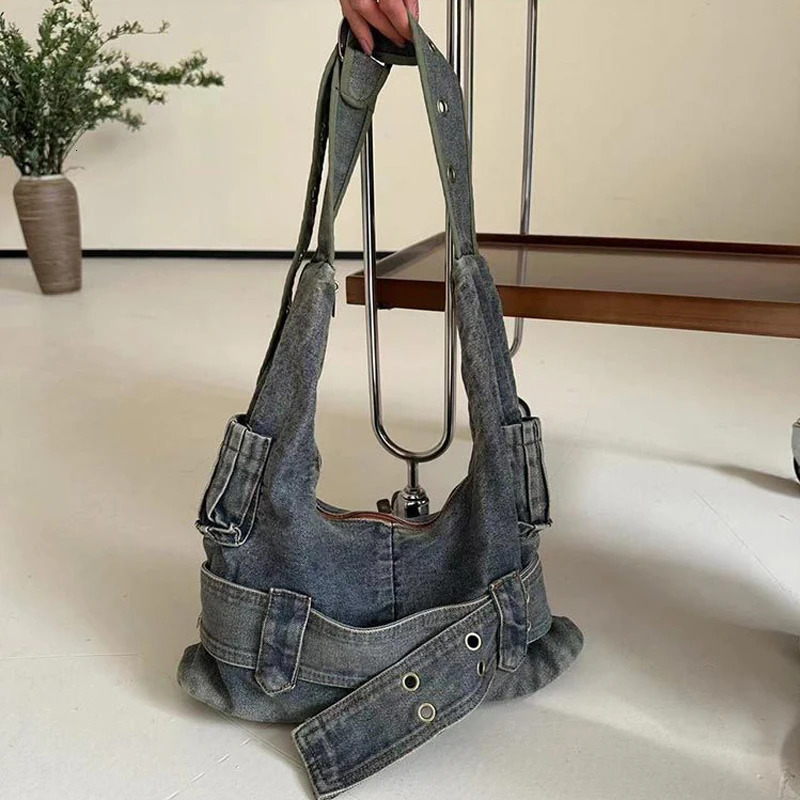 Trendy Women Vintage Denim Punk Shoulder Bag Y2k Streetwear Grunge Handbag Cool Girls Retro Gothic Casual Underarm Bags 241017