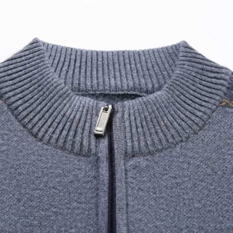fall and winter New Mens Solid Color Half-high Neck Zipper Pullover Knit Sweater Fashion Casual Mens Warm Long-sleeved Sweater LX241024