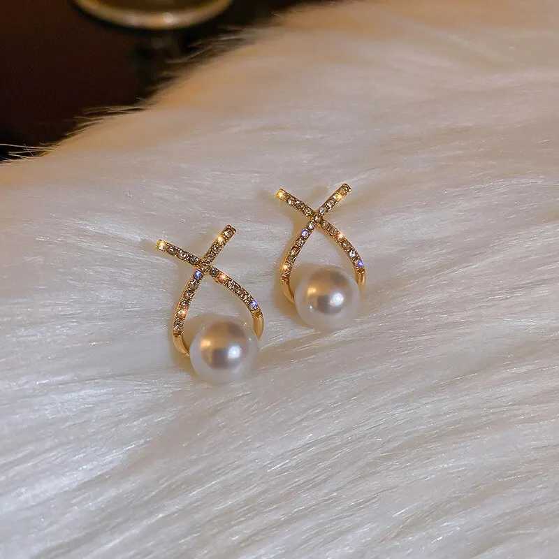 Elegant simulated pearl earrings suitable for women set with rhinestone earrings letter X earrings 2023 Trent party wedding jewelry W241023